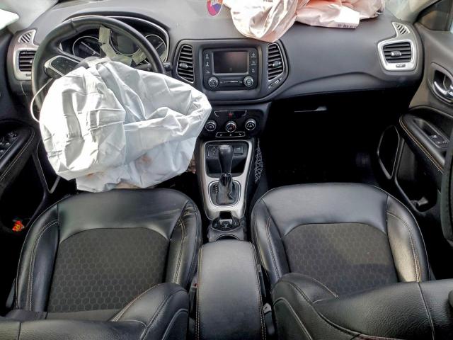 Jeep Compass Latitude Image 6