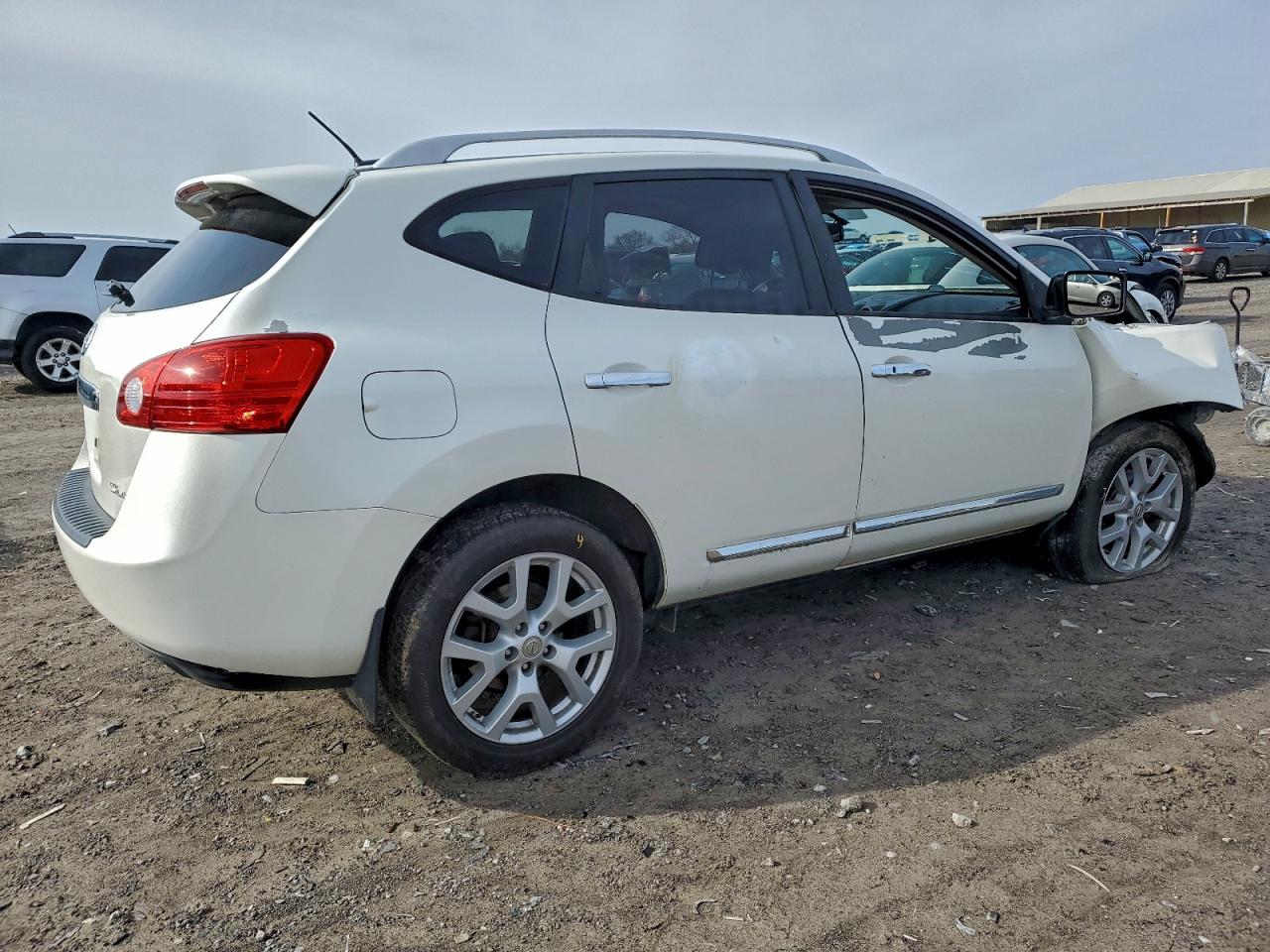 Nissan Rogue S Image 6