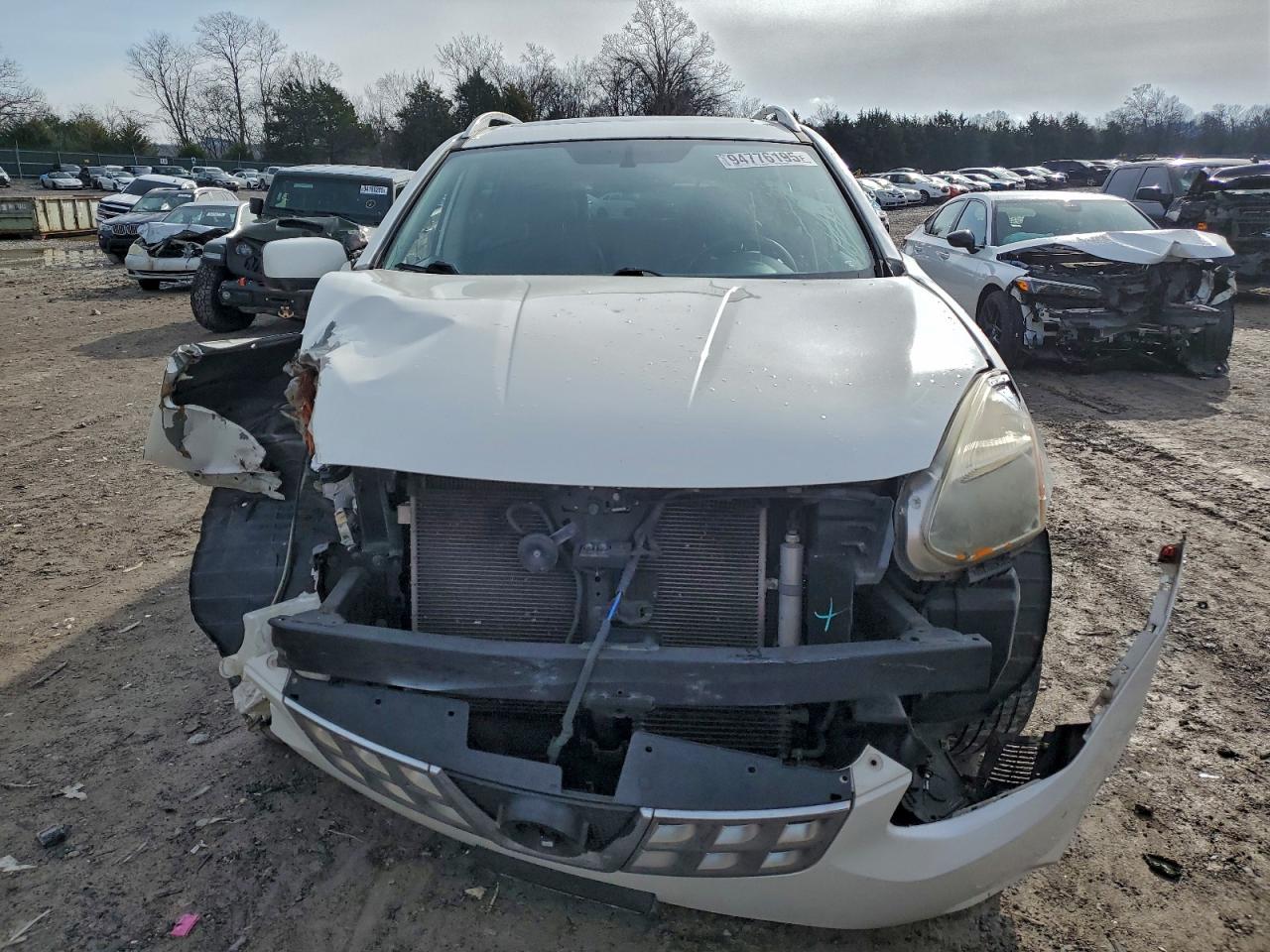 Nissan Rogue S Image 13