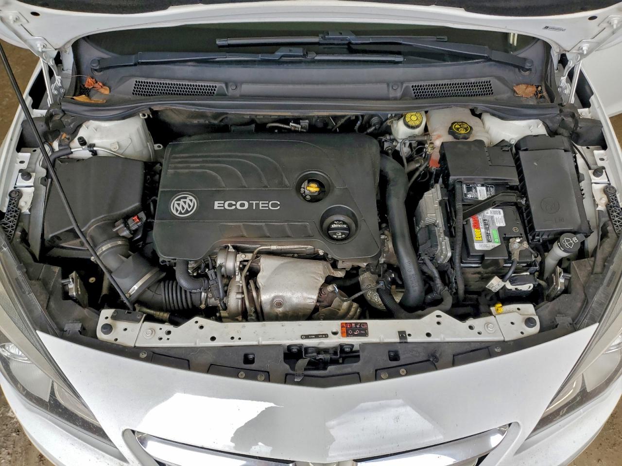 Buick Cascada Image 10