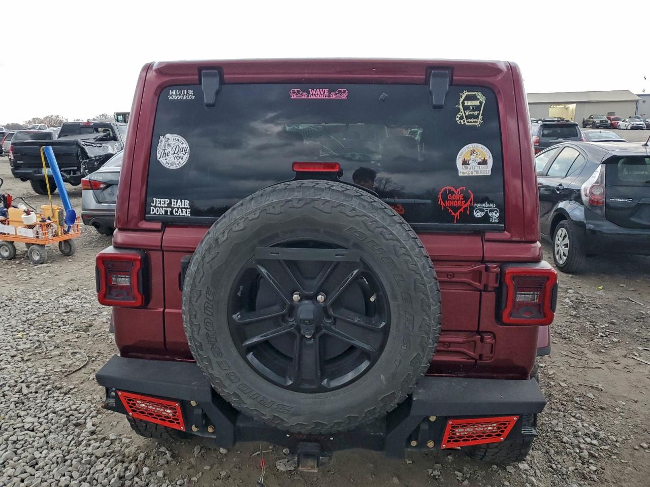 Jeep Wrangler Sahara Image 3