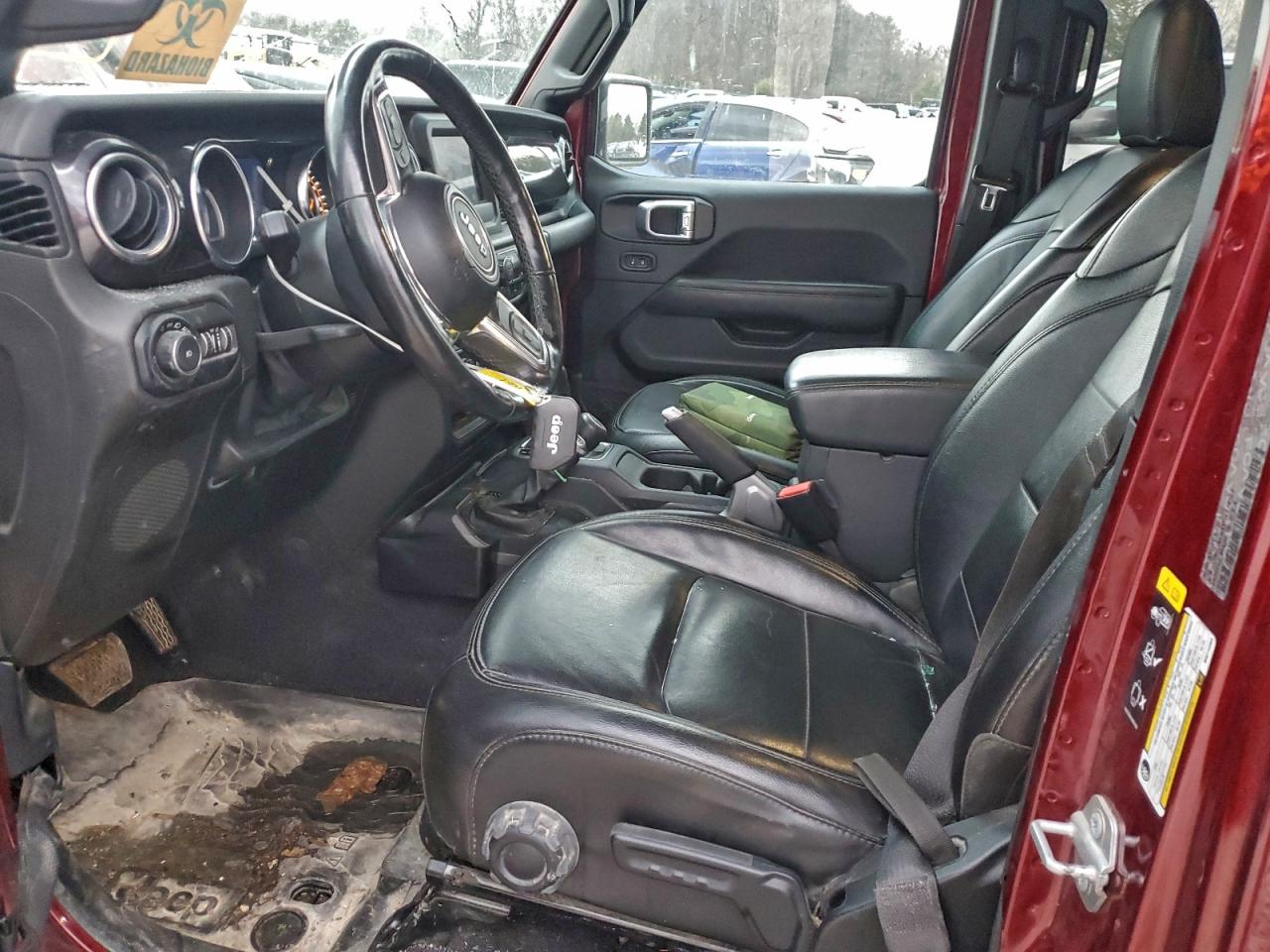 Jeep Wrangler Sahara Image 2