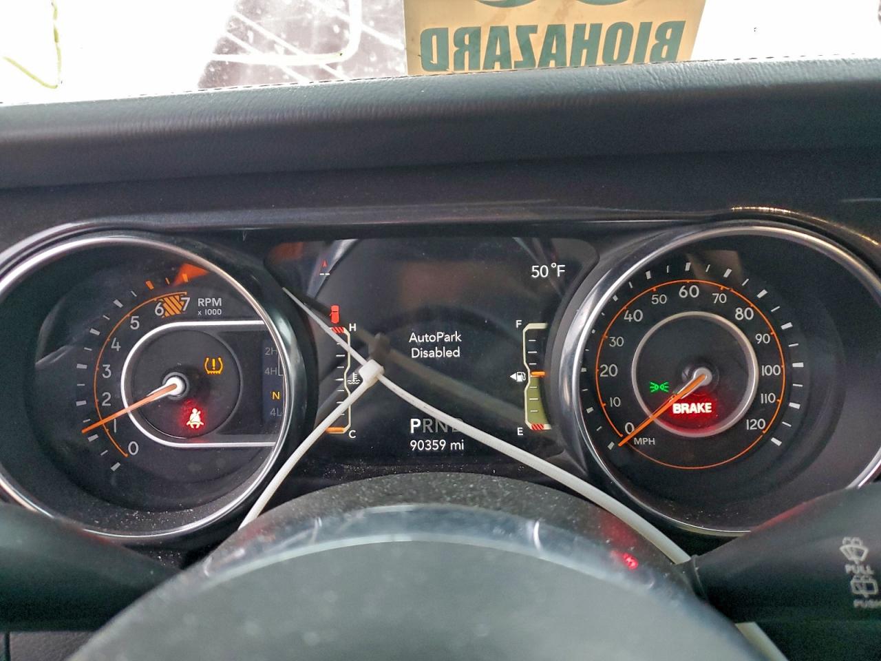 Jeep Wrangler Sahara Image 9