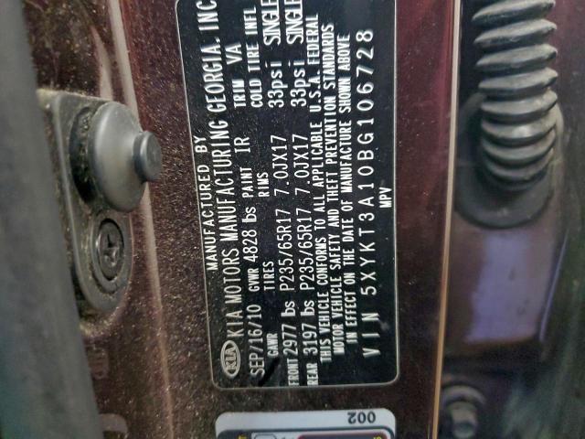 Kia Sorento Base Image 14