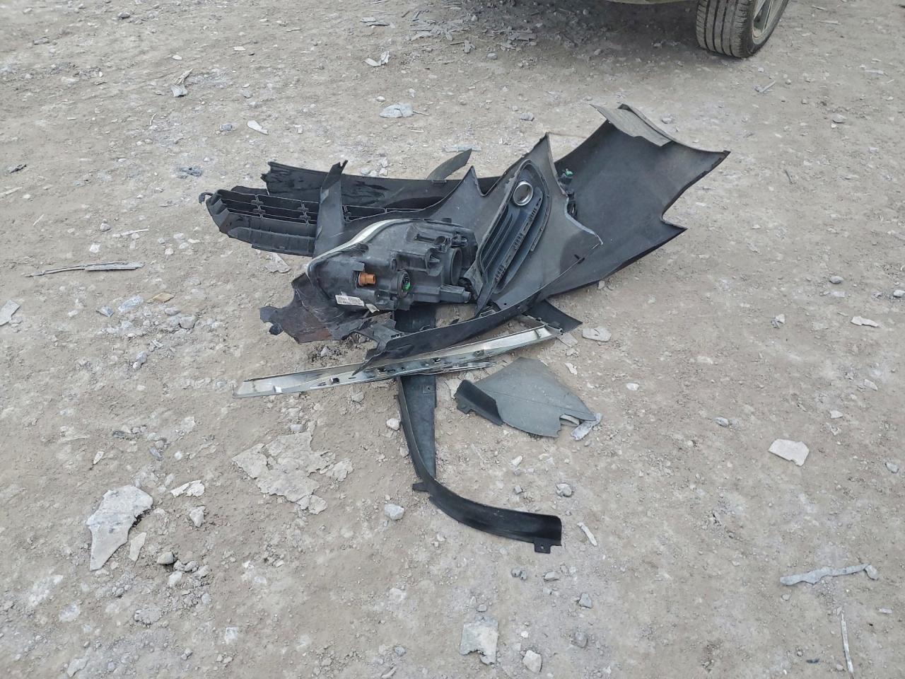 Chrysler Minivan Touring L Image 10