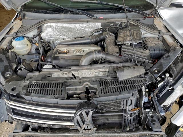 Volkswagen Tiguan S Image 5