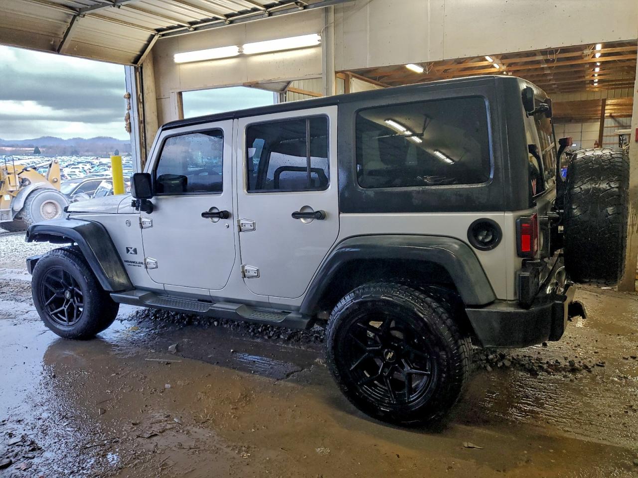 Jeep Wrangler X Image 9