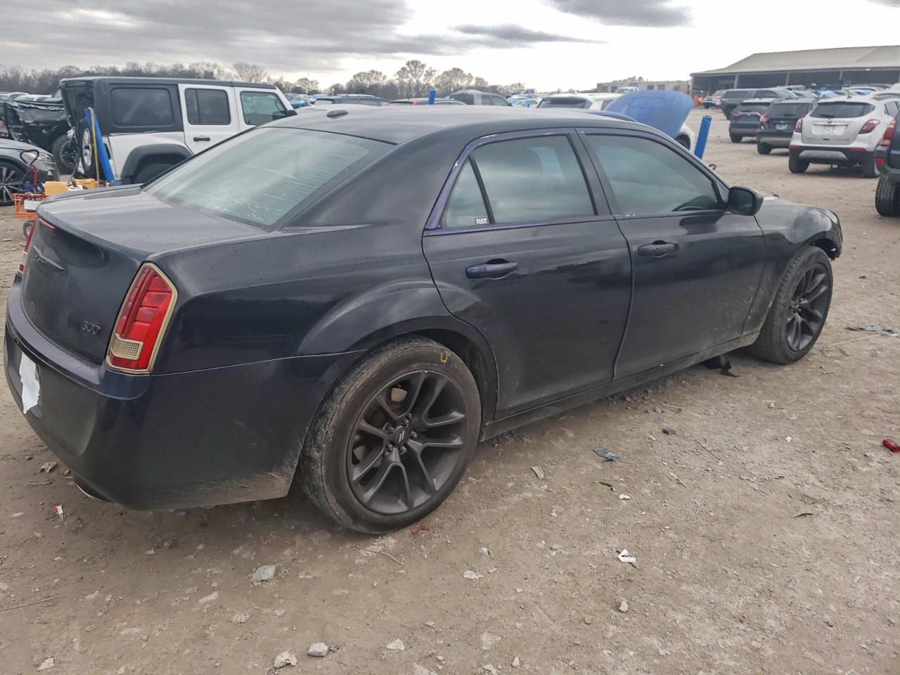 Chrysler 300 Image 2