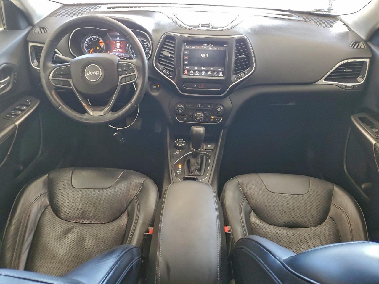 Jeep Grand Cherokee Limited Image 9