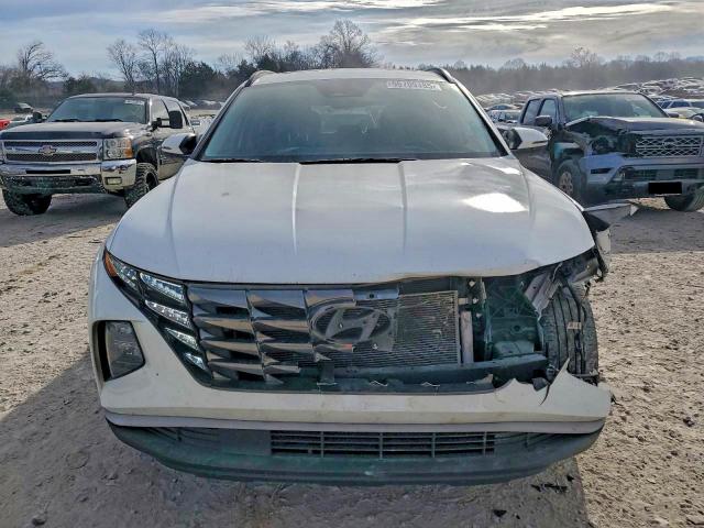 Hyundai TUCSON Sel Image 2