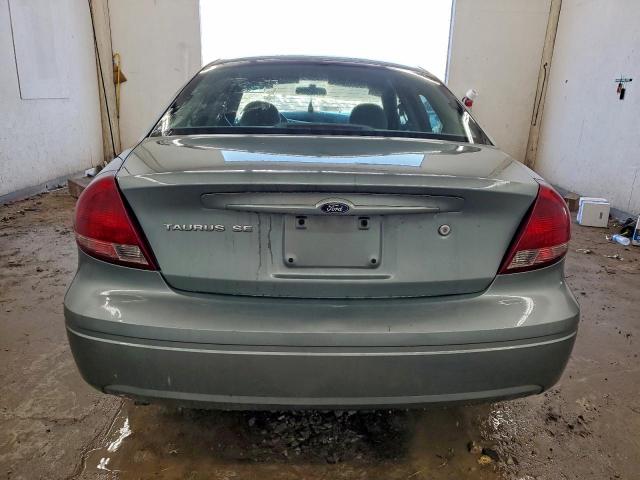 Ford Taurus Se Image 4