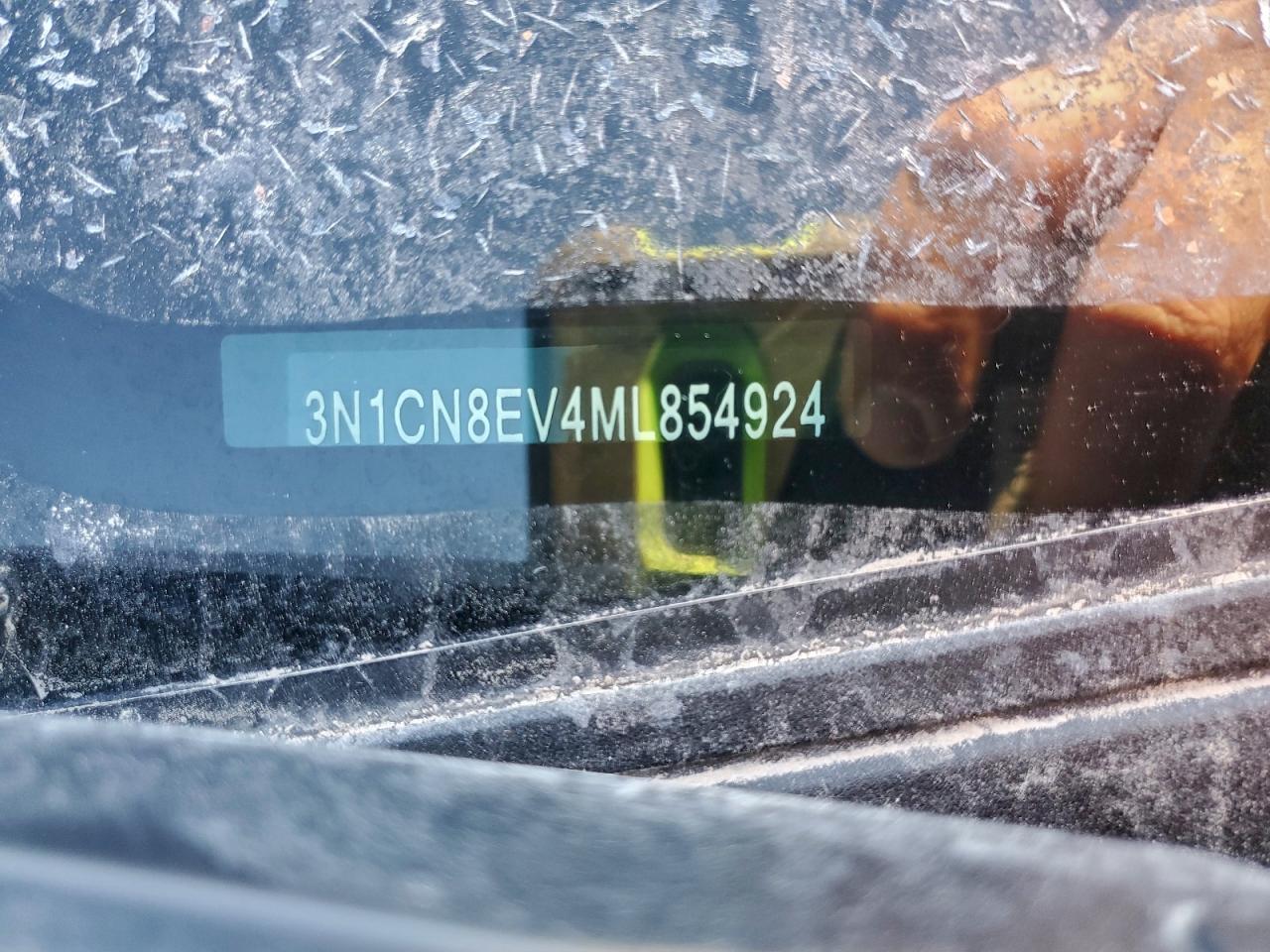 Nissan Versa Sv Image 8