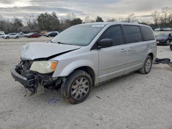  Salvage Chrysler Minivan