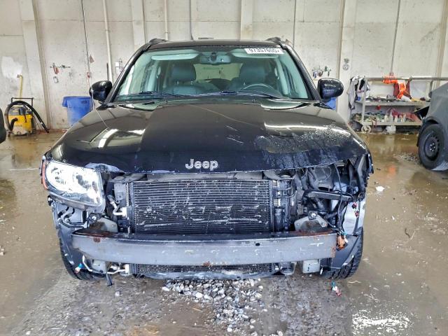 Jeep Compass Latitude Image 3