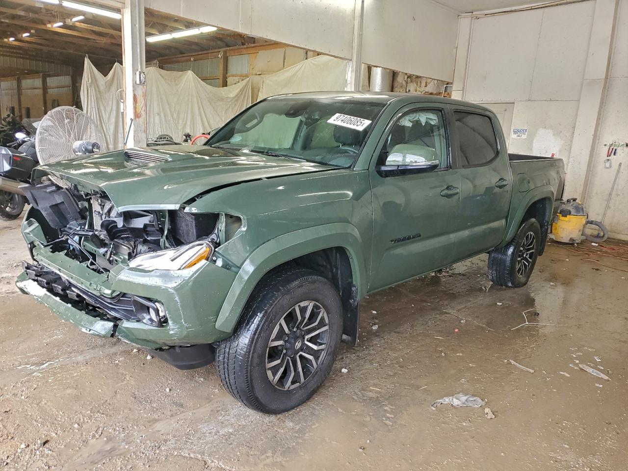 Toyota Tacoma Double Cab Image 1