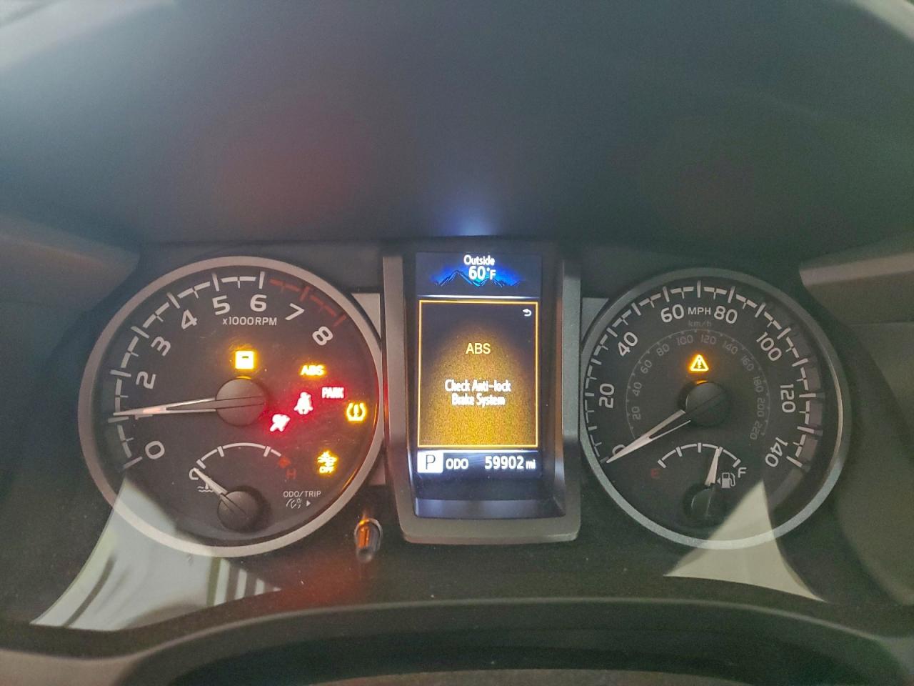 Toyota Tacoma Double Cab Image 7