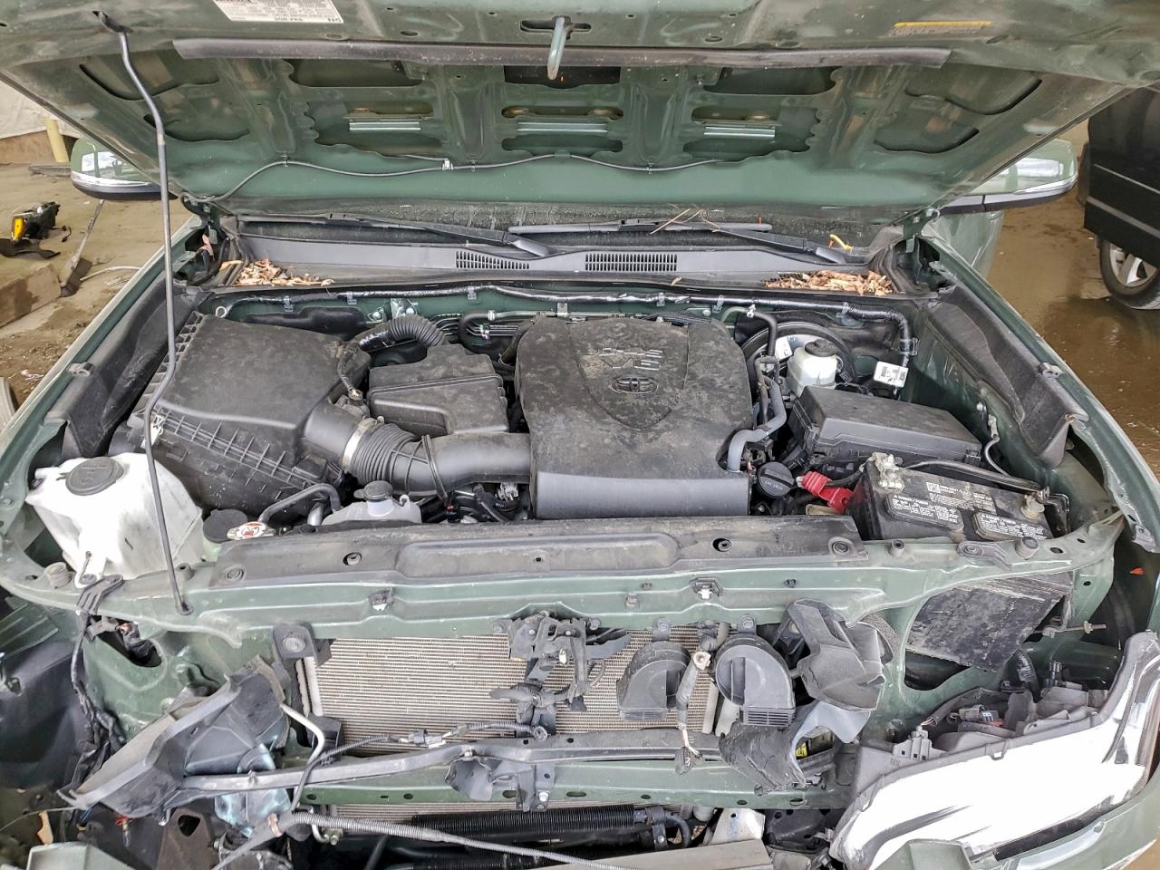 Toyota Tacoma Double Cab Image 4