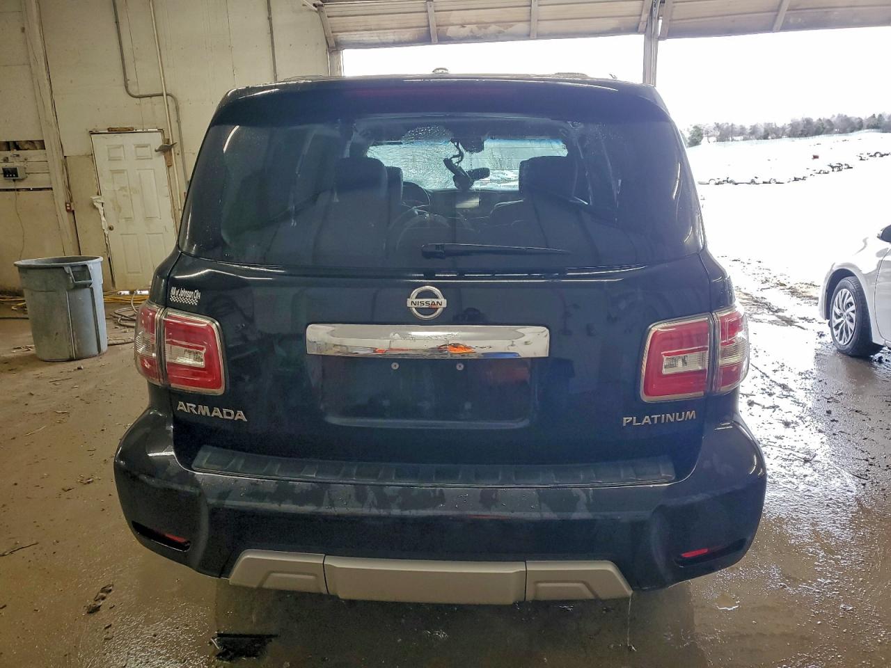 Nissan Armada Platinum Image 2