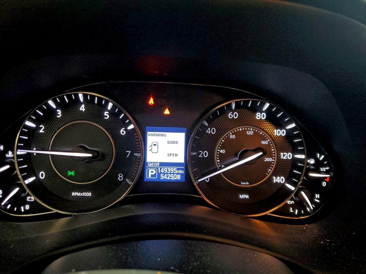 Nissan Armada Platinum Image 6