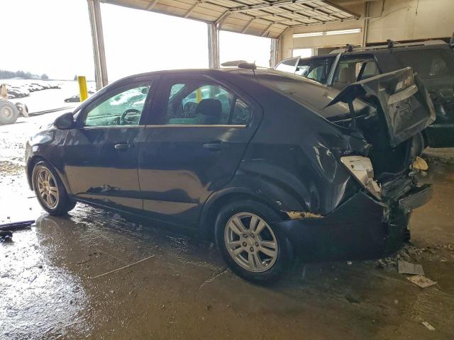 Chevrolet Sonic Lt Image 3