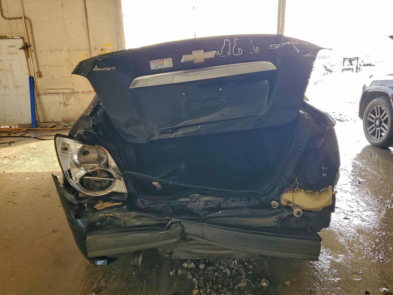 Chevrolet Sonic Lt Image 7