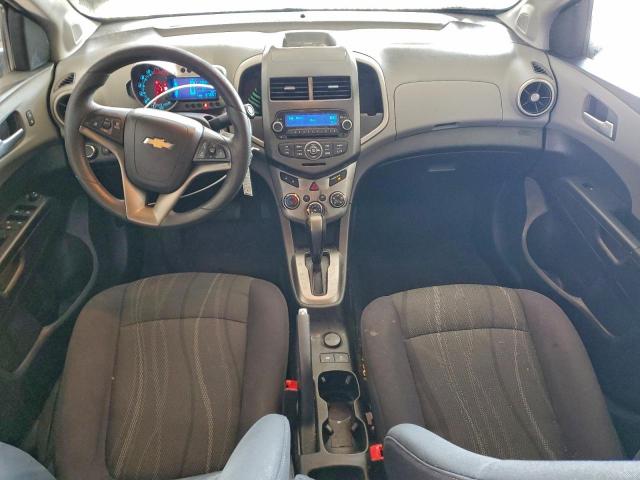 Chevrolet Sonic Lt Image 5