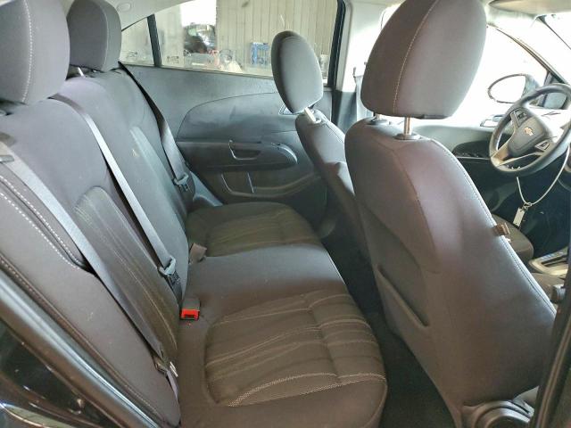 Chevrolet Sonic Lt Image 8