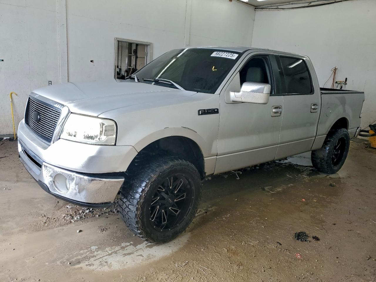 Ford F-150 Supercrew Image 1
