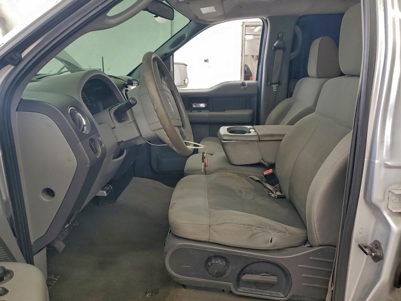 Ford F-150 Supercrew Image 5