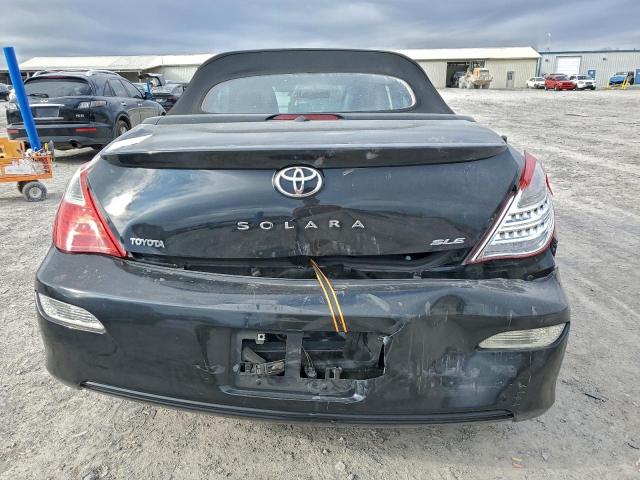 Toyota Camry Se Image 5