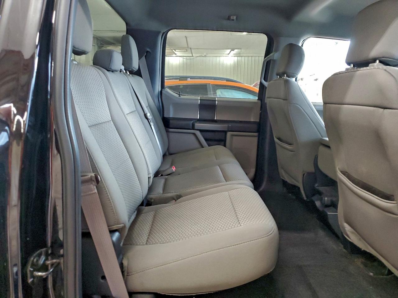 Ford F-150 Supercrew Image 10