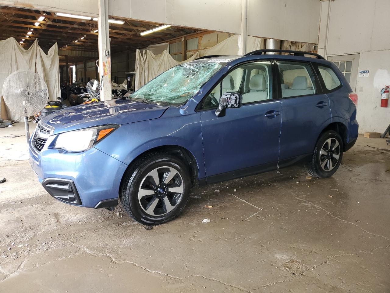 Subaru Forester 2.5i Image 1