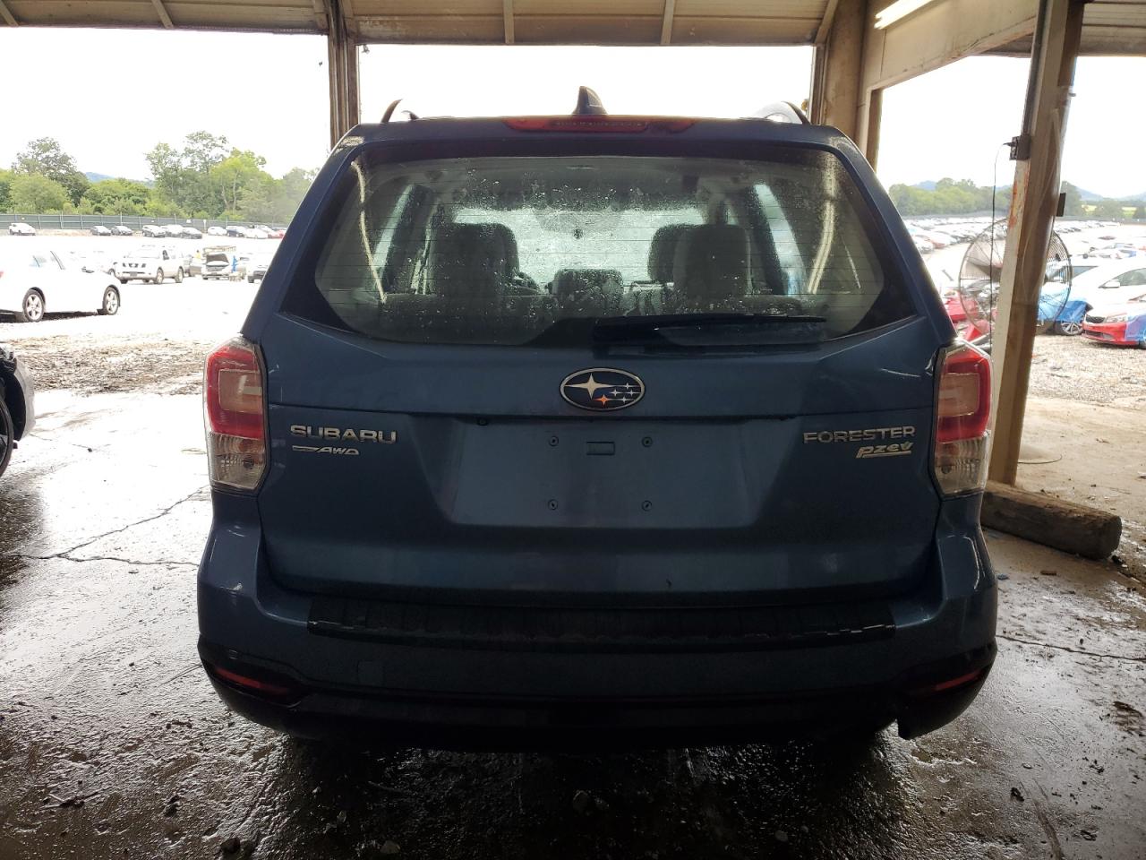 Subaru Forester 2.5i Image 10