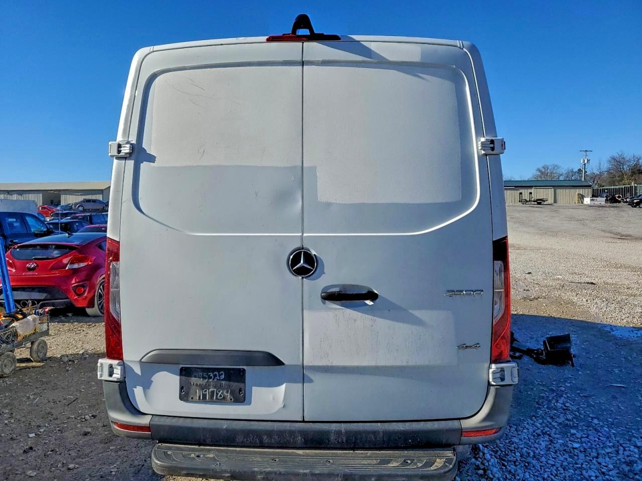 Mercedes-Benz Sprinter 2500 Image 5