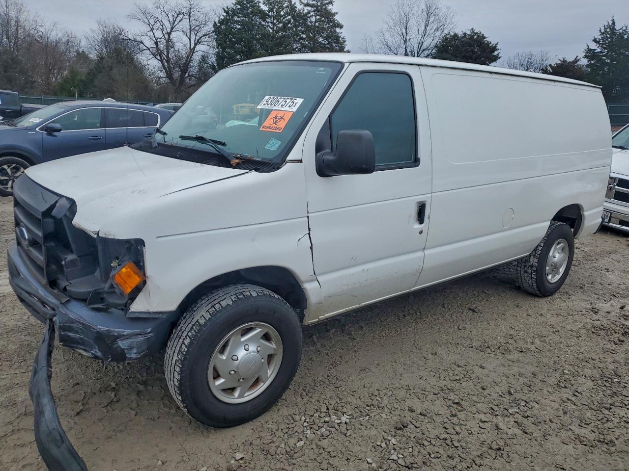 Ford E-250 E250 Van Image 1