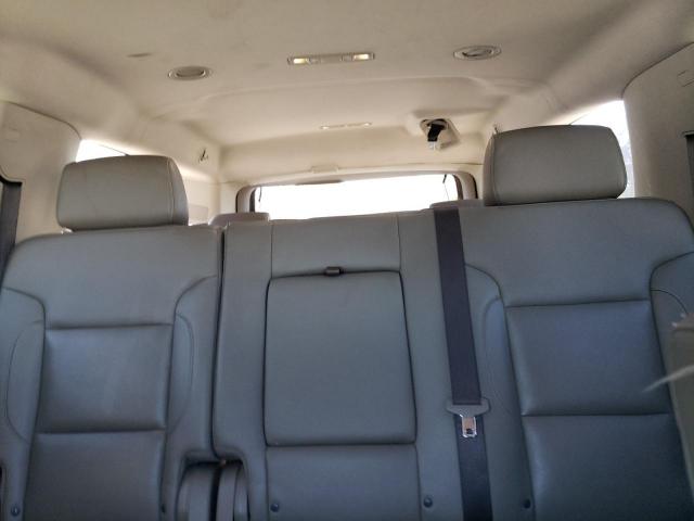 Chevrolet Suburban C1500 Lt Image 4