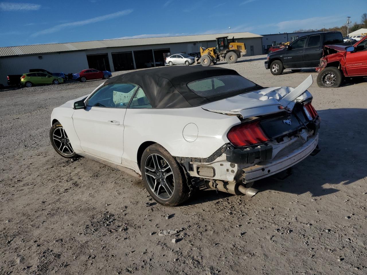 Ford Mustang Image 9