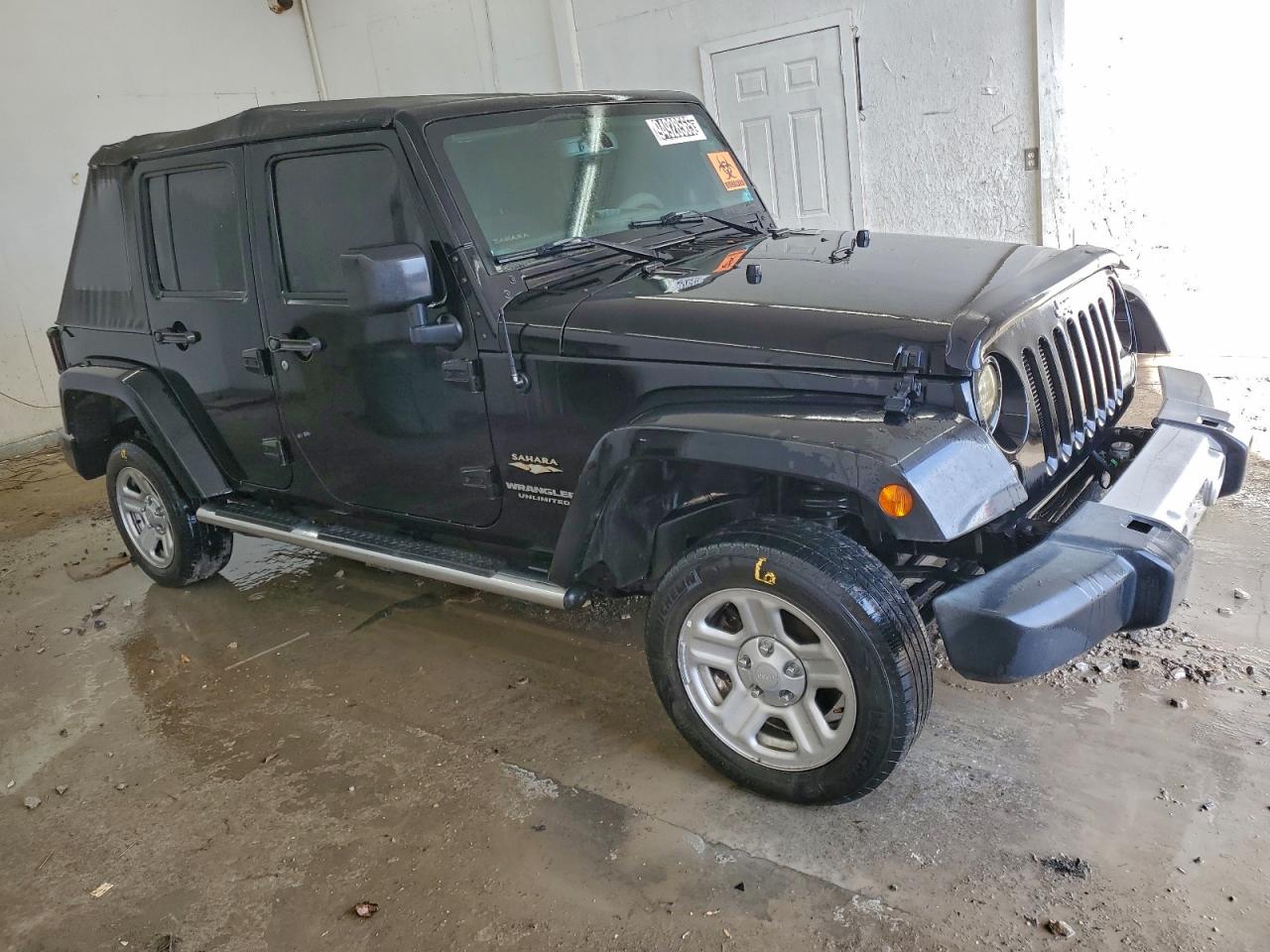 Jeep Wrangler Sahara Image 3