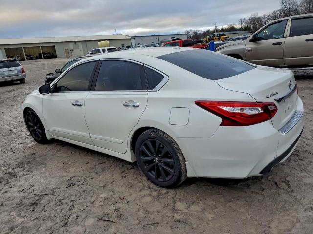 Nissan Altima 2.5 Image 12