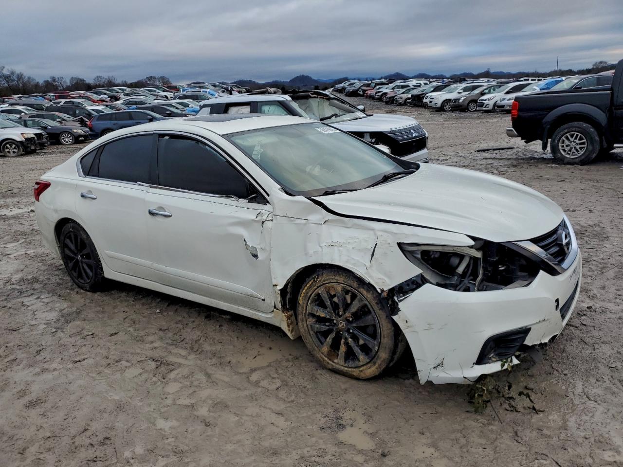 Nissan Altima 2.5 Image 4