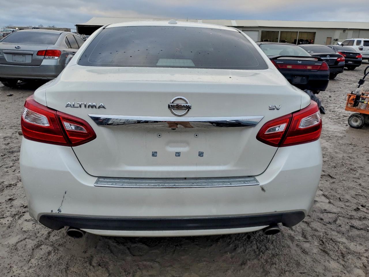 Nissan Altima 2.5 Image 13