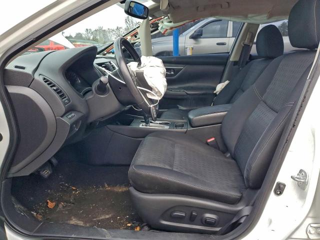 Nissan Altima 2.5 Image 6