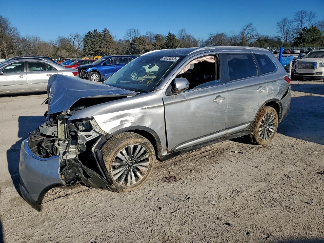 Mitsubishi Outlander Se Image 1