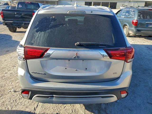 Mitsubishi Outlander Se Image 9