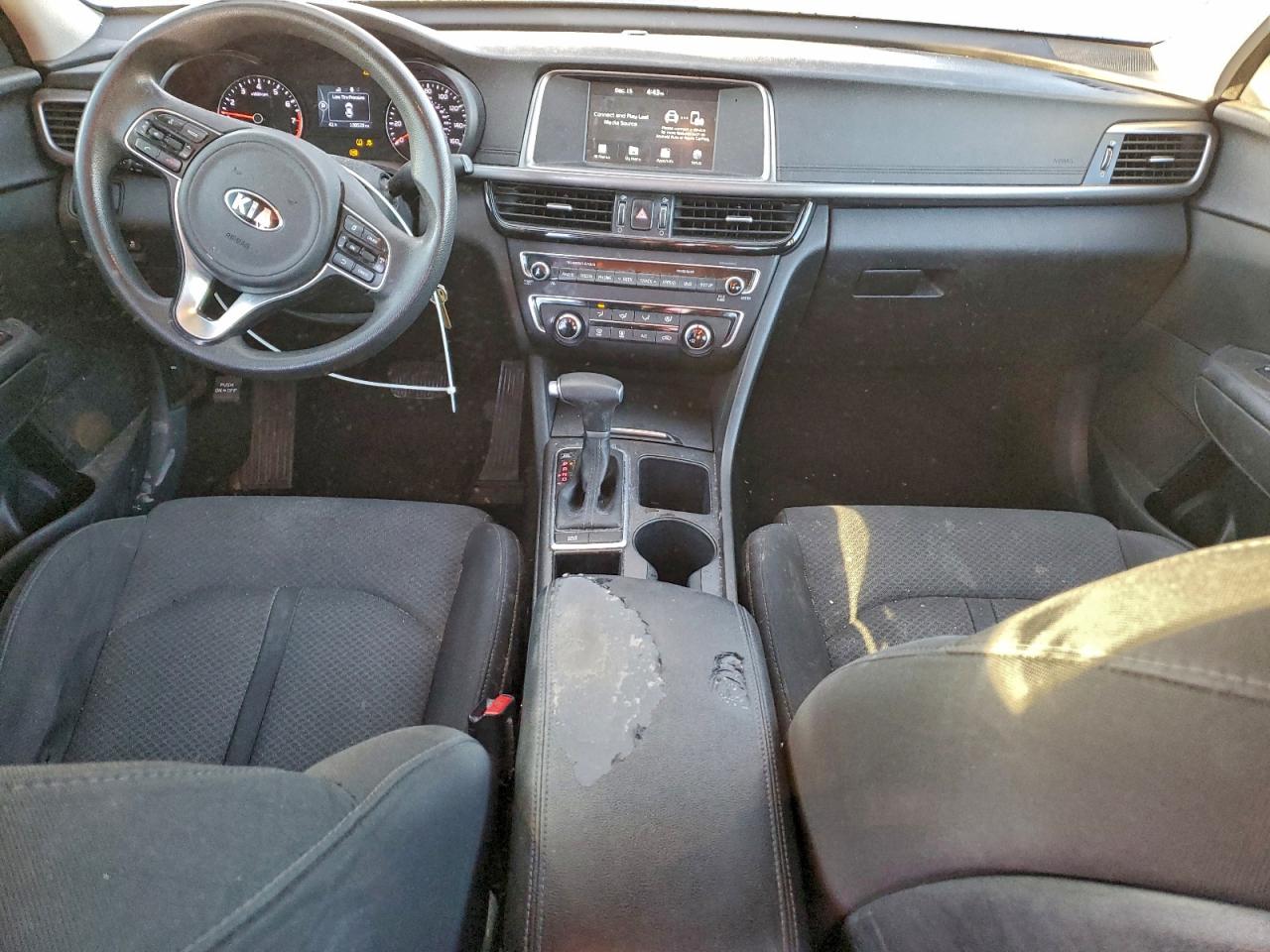 Kia Optima Lx Image 9