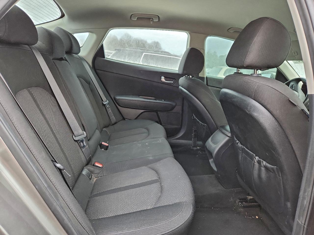 Kia Optima Lx Image 4