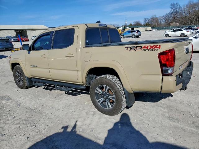 Toyota Tacoma Double Cab Image 3