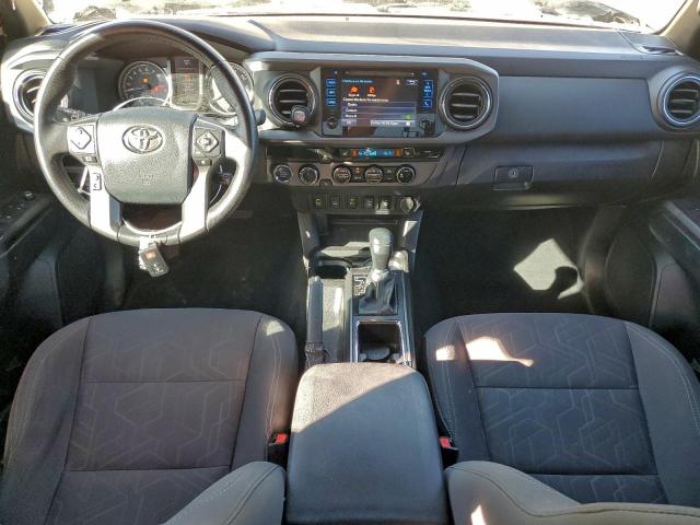 Toyota Tacoma Double Cab Image 6