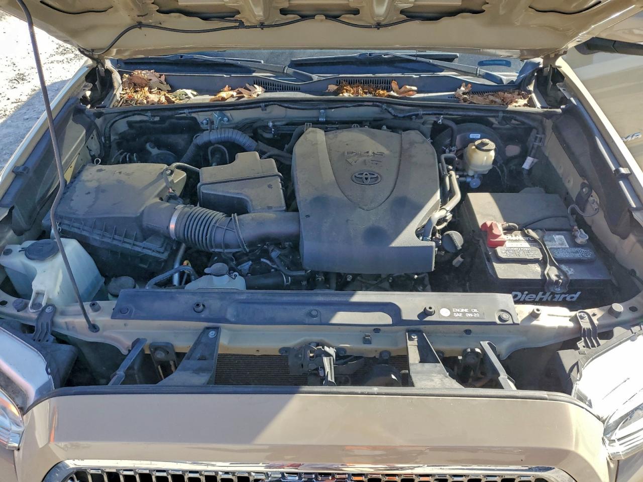 Toyota Tacoma Double Cab Image 12