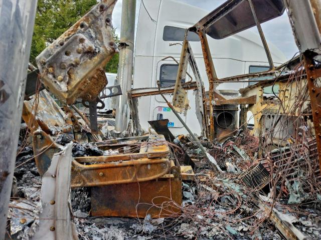 Peterbilt 379 Image 9